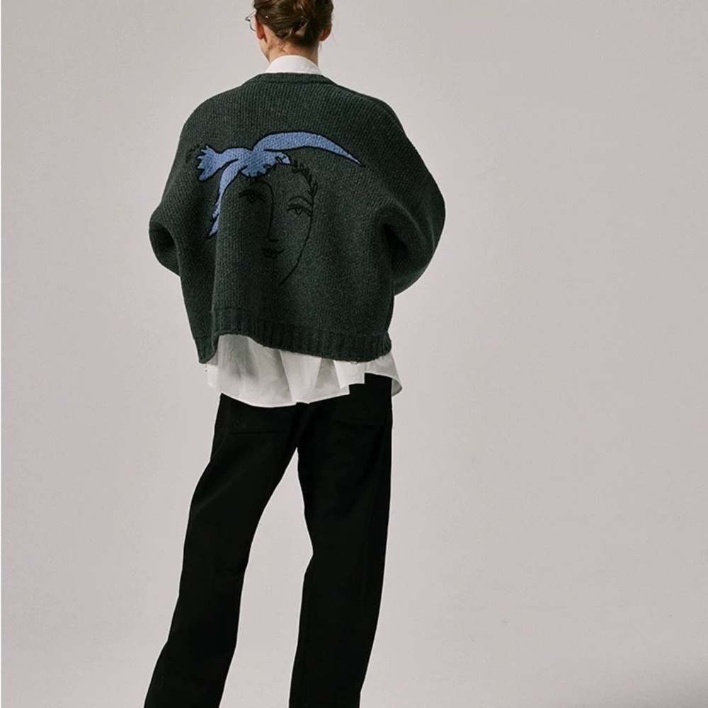 Ins vibe designer piece- Cozy Black Button-Up Cardigan